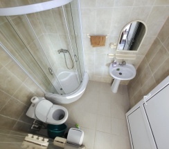 2х комнатный 8ми местный номер с террасой и панорамным видом на море в Благовещенка