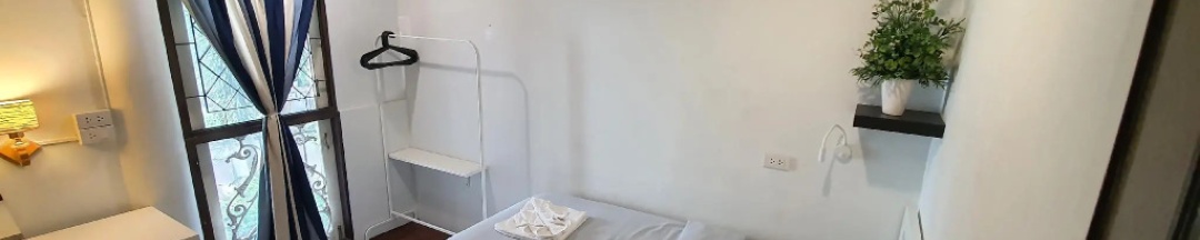 Двухместный номер Economy (двуспальная кровать) в Home16 Hostel 16