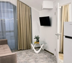 Апартаменты двухкомнатные (ЛЮКС) с балконом и красивым видом в Polikariya