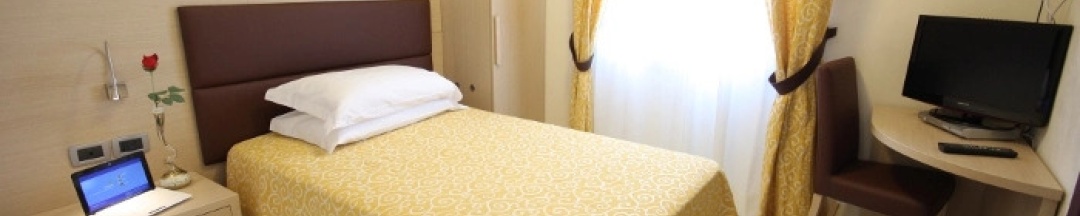 Номер Economy Small Double with French Bed в Hotel La Pergola di Venezia