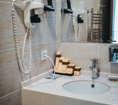 Люкс c 1 комнатой с балконом и с красивым видом из окна в Diana Palace