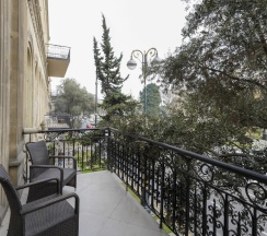 Двухместный люкс Executive с балконом (двуспальная кровать) в Promenade