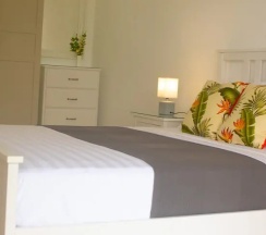 Апартаменты Deluxe в East Horizon Self-Catering