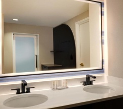 Двухместный люкс двуспальная кровать в Austin Marriott South