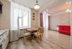 Апартаменты InnHome Apartments (ИннХоум) на улице Пушкина в Челябинске
