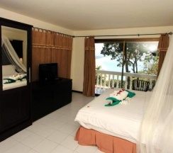 Номер Deluxe рядом с пляжем в On The Hill Karon Resort