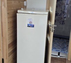 Комната стандарт с 1 односпальной и 1 двуспальной кроватью в Саймон