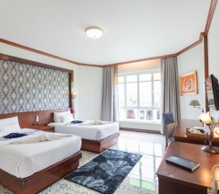 Двухместный люкс двуспальная кровать в Erawan Hotel
