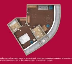 Номер Family Room с большой двуспальной кроватью, кресло-кроватью и диван-кроватью в Movenpick Resort&SPA Anapa Miracleon