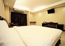 Двухместный номер Deluxe двуспальная кровать в KKinn South Pattaya Hotel