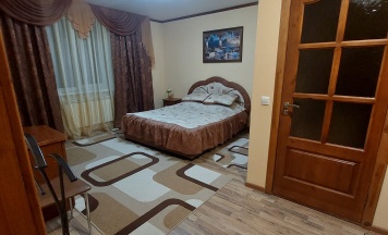 Комната улучшенная с 1 двуспальной кроватью в Вэл-ком