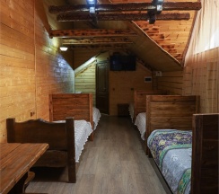 4-местн. в домике (4разд. кровати) № 25 №26 цена за номер в Горные Забавы