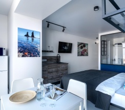 Комната люкс (Вид на море) Panorama Suite by Vvo в Sea view apartments