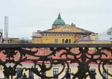 Люкс "Сорренто. Горький" с видом на реку Мойку и купол Казанского собора в Taleon Imperial Hotel