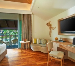 Двухместный номер Wing Deluxe Thai Village двуспальная кровать в Amari Koh Samui