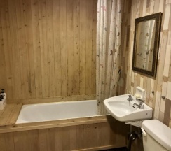 Трёхместный номер Standard с красивым видом из окна в Doobaki Hostel