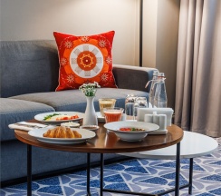 Люкс Амбассадор с балконом в Maidens Hotel Moscow