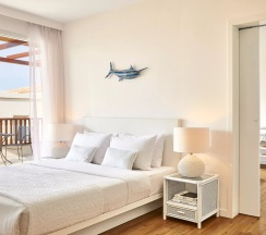 Люкс семейный Casa Marina Superior с видом на сад в Grecotel Marine Palace & Aqua Park
