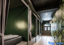 Кровать в общем номере (женский номер) в Cher Hostel Bangkok