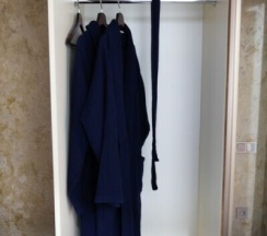 Четырехместный стандартный номер с мини-диваном в Хан