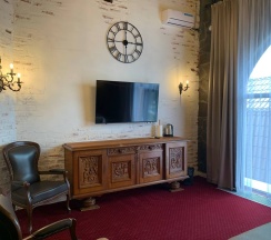 Комната в замке с одной кроватью и ванной в Валерия