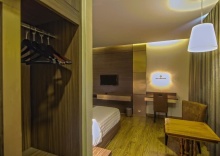 Двухместный номер Deluxe двуспальная кровать в Gallery Design Hotel