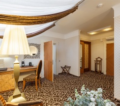 Business Luxe в Двор Подзноева