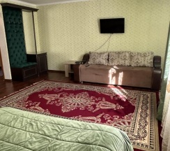 Семейный номер Superior с красивым видом из окна в У Заура