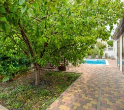 Шестиместный номер Economy в Прованс