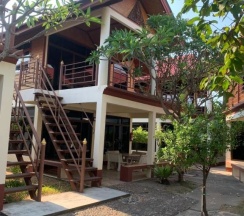 Коттедж с 2 комнатами в Avila Resort