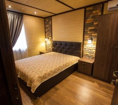 8-местный 5-комнатный коттедж премиум в Резиденция 888