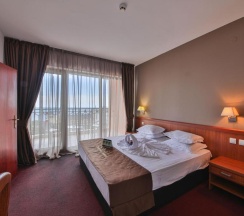 Апартаменты c 1 комнатой с балконом в Prestige Hotel and Aquapark