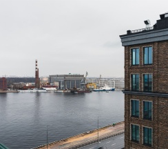 Апартамент с детской для 6-ти гостей с видом на город в Sv Loft Apart