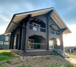 Дом с мангальной зоной в Бобровое