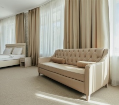 Супериор с балконом вид на морскую сторону в Кавказ