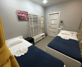 Койко-место 2-местный c 3й выдвижной STANDART в Живи и путешествуй