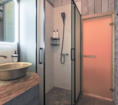 № 16 BarnHouse 65 m2 с камином, кондиционером и террасой. (📍Проживание с животными ЗАПРЕЩЕНО📍 Оснащение дома см. Подробнее) в Les holidays