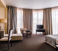 Джуниор Сьют в Green hall