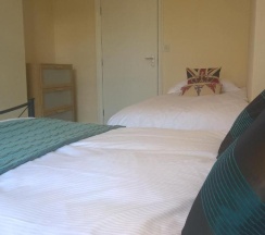 Апартаменты с 2 комнатами в Westmount 1st South