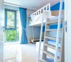 Семейный номер Standard с балконом в Centara Sonrisa Residences & Suites Sriracha