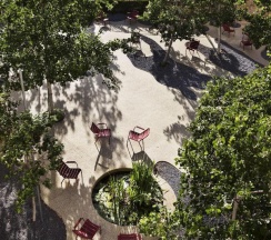 Двухместный люкс с балконом двуспальная кровать в The Drisco Hotel Tel Aviv - Relais & Chateaux