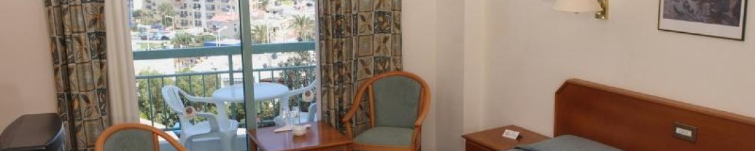 Двухместный номер Standard с частичным видом на море 2 отдельные кровати в Antigoni Hotel