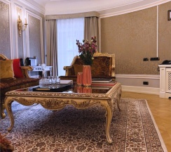 Люкс "А.С. Грибоедов" с видом на Невский проспект в Taleon Imperial Hotel