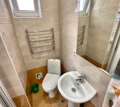 Четырёхместный номер Standard с балконом в Gardenberry
