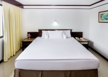 Номер Standard с балконом в Hat Yai Rama Hotel