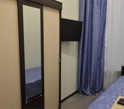 Комната для одного внешней ванной комнатой в Календарь