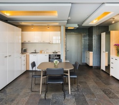 Grand Suite в Garden embassy