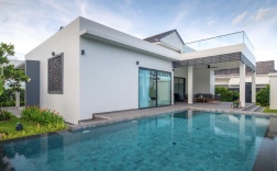 Вилла с 4 комнатами в Sivana Villas Hua Hin