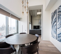 Двухуровневые апартаменты с 3 спальнями Премиум в Intermark Residence