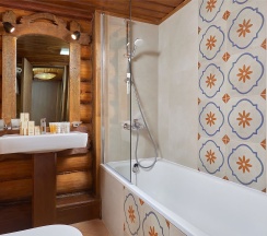 Номер Улучшенный с общей кроватью корпус "Башенки" в Горячие ключи